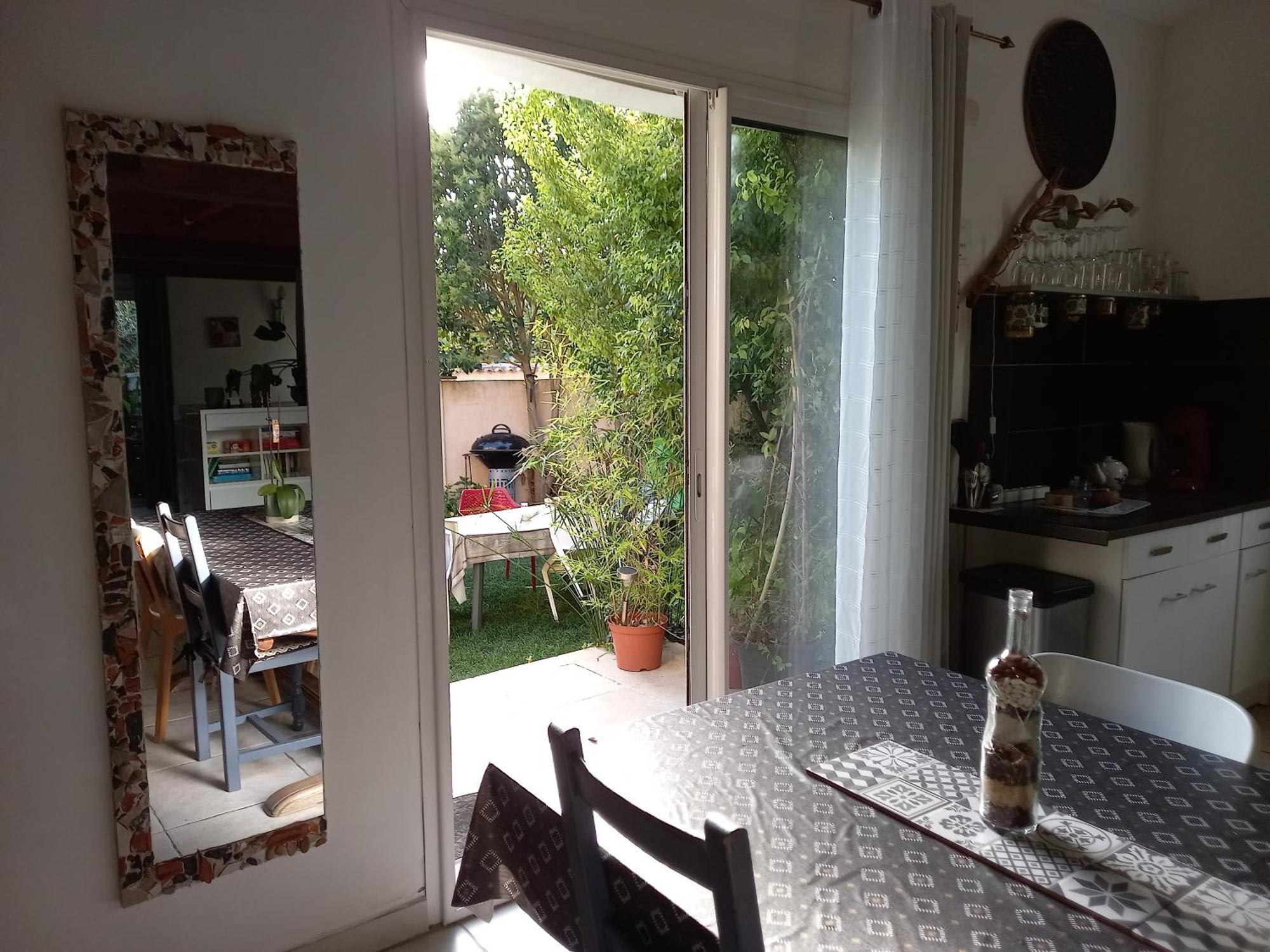 Loft Ambrussum maison Meublée avec jacuzzi extérieur Villa Lunel  Exterior foto